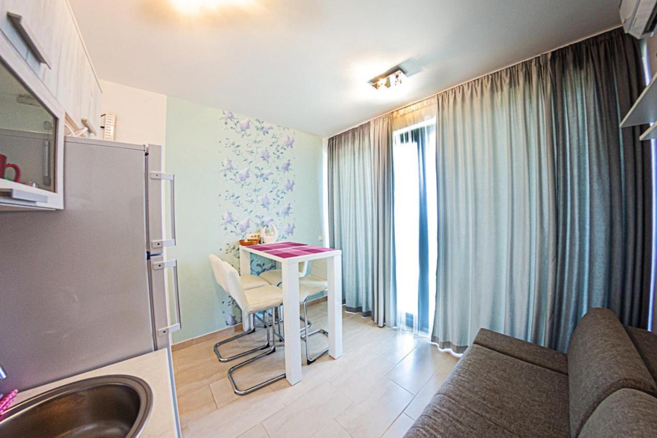 Apartment Superseaview 수토모레 외부 사진